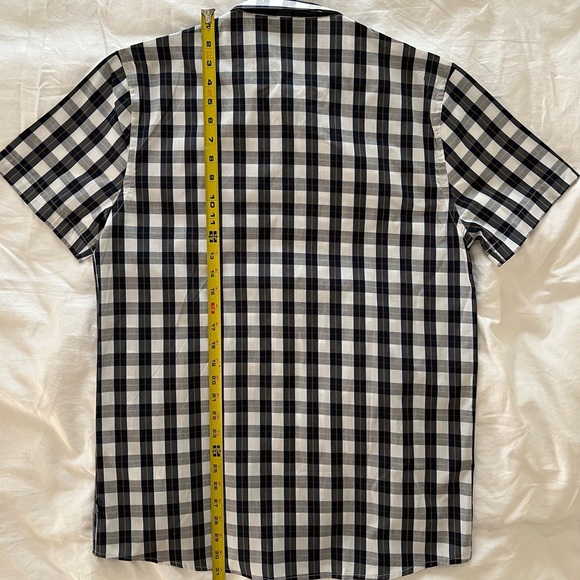 Wesc button down shortsleeve shirt - Picture 2 of 2